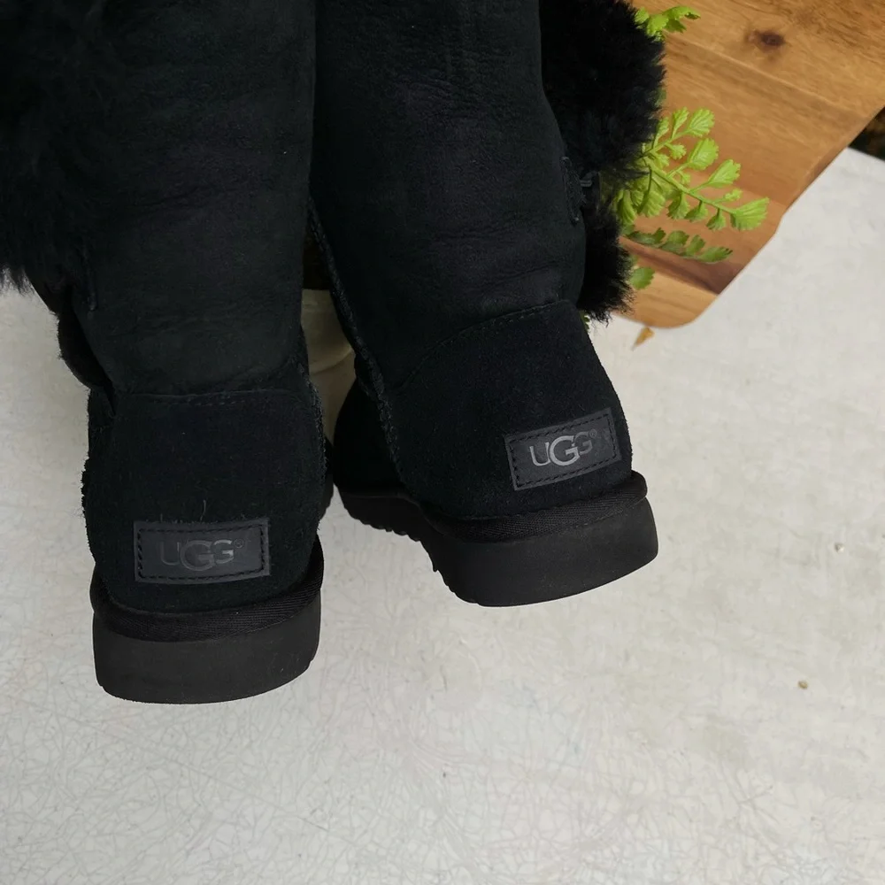 UGG🔴II Bailey button black winter boots 7 - Picture 6 of 10